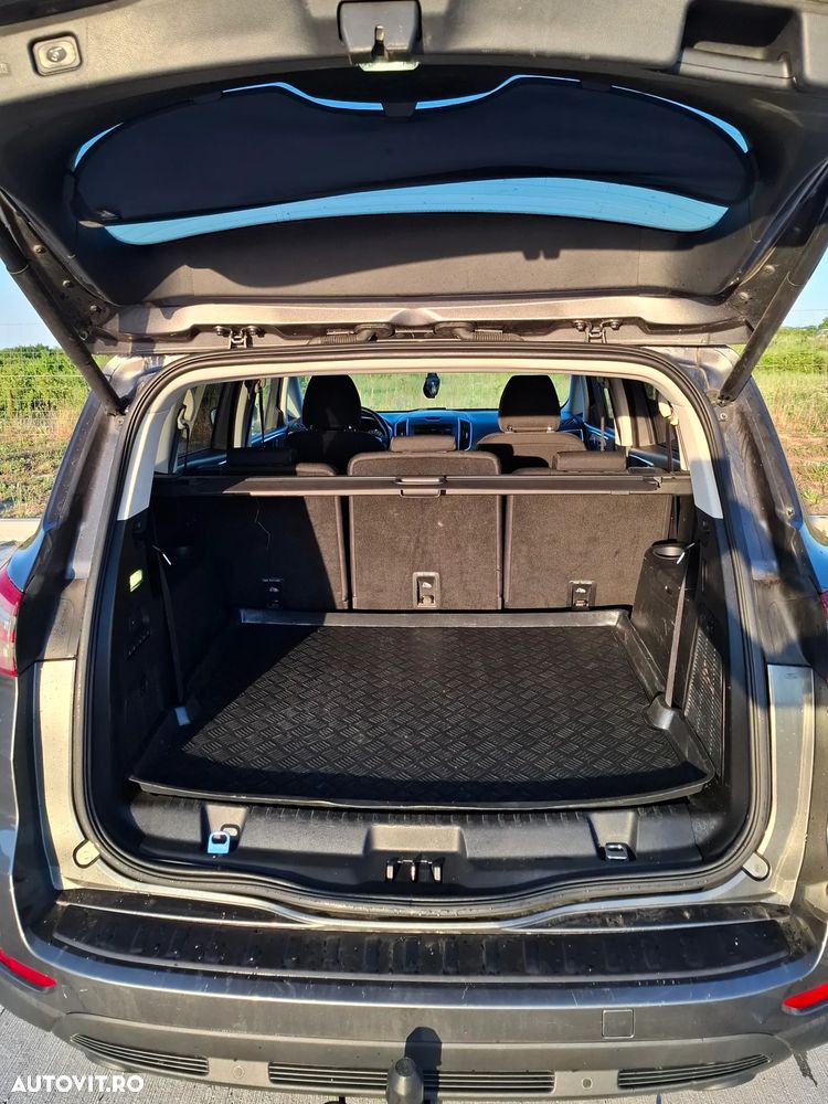 Ford S-Max 2.0 TDCi Titanium - 22