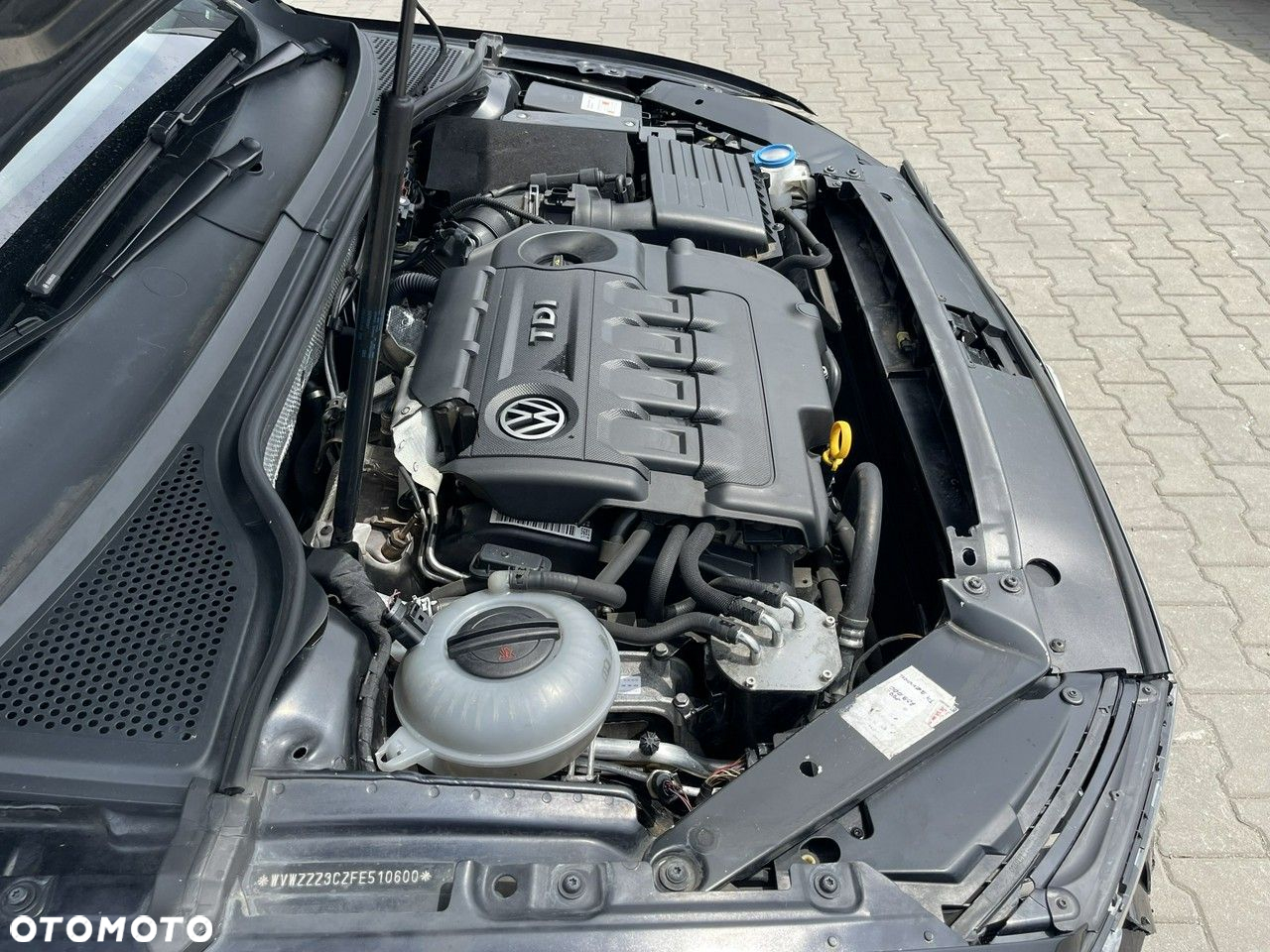 Volkswagen Passat Variant 2.0 TDI (BlueMotion Technology) Highline - 15