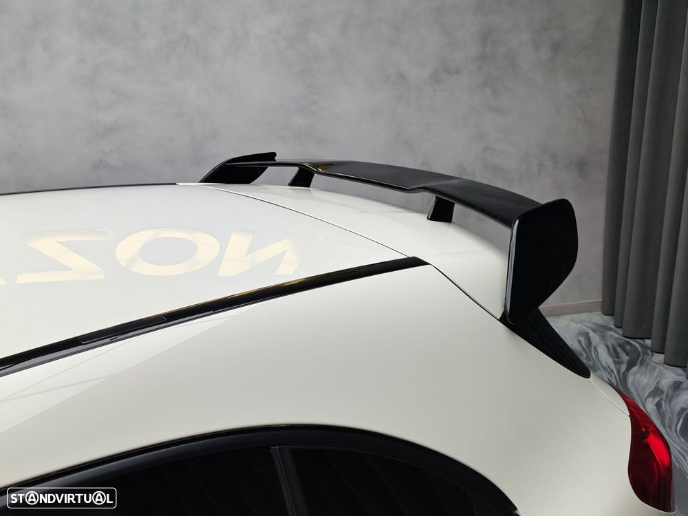 Mercedes-Benz A 45 AMG 4Matic Speedshift 7G-DCT - 25