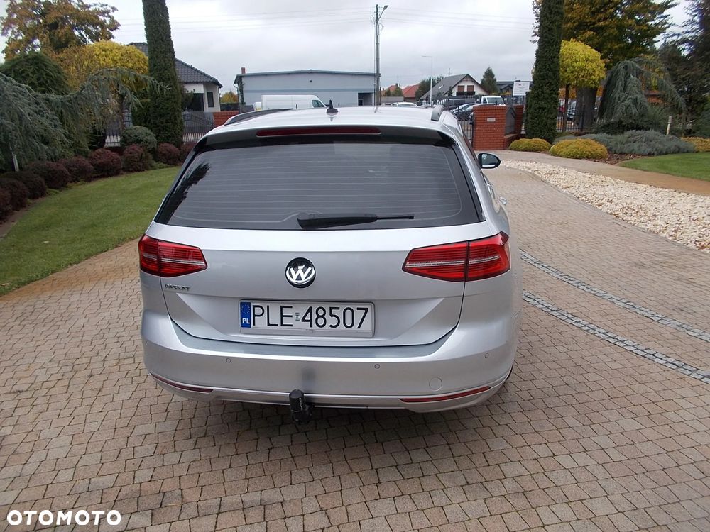 Volkswagen Passat - 23