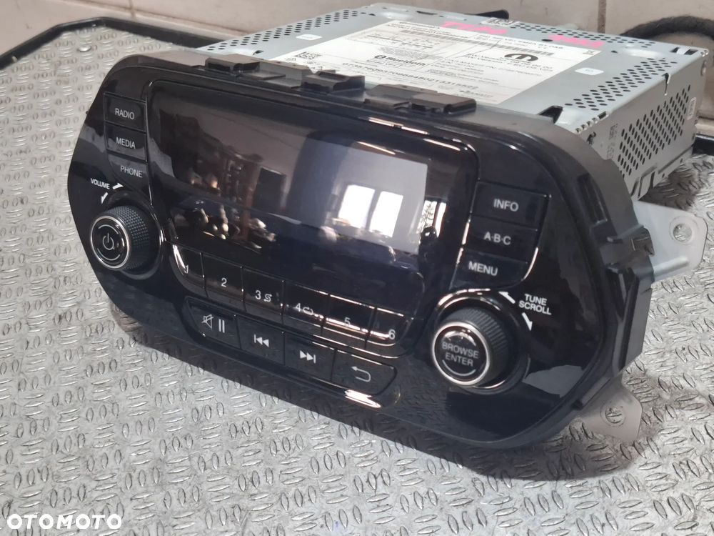 Radio Fiat Tipo II 2022 rok nr 07357609370 - 3