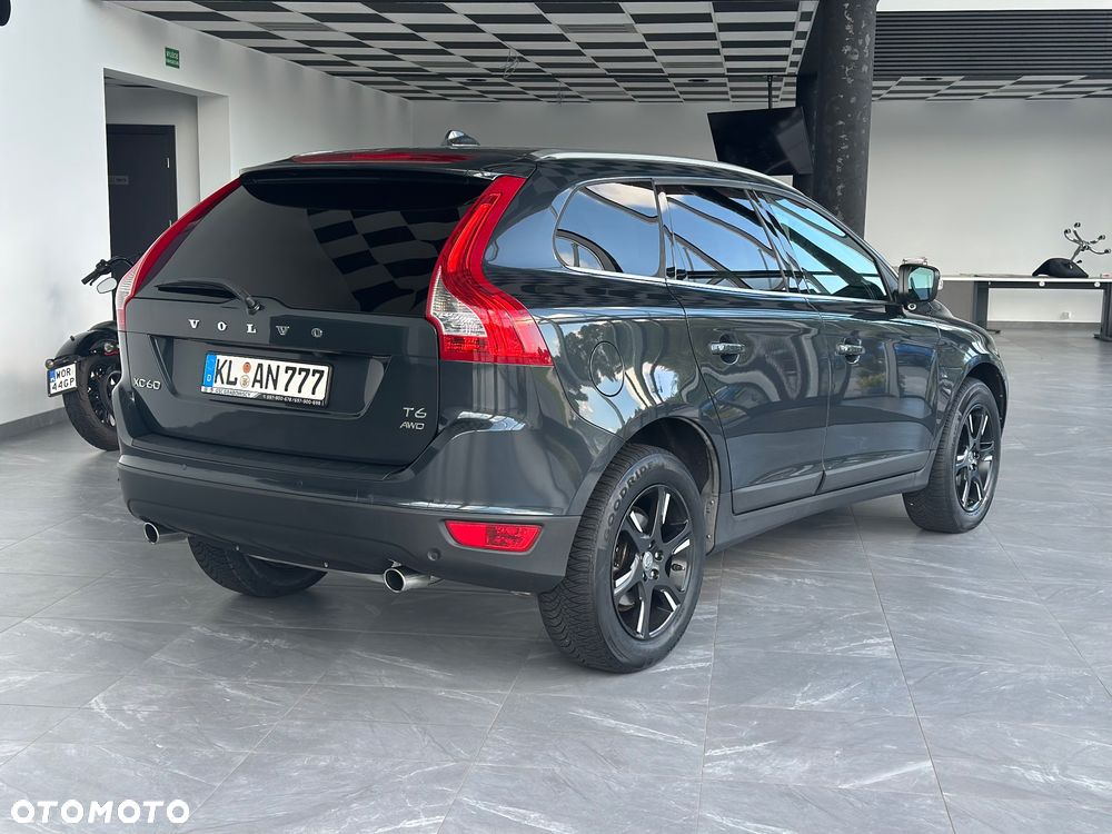 Volvo XC 60 - 8