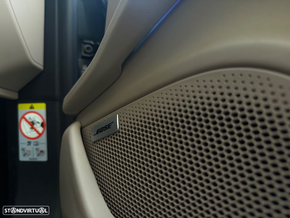 Porsche Taycan 4S Bateria Performance Plus - 9