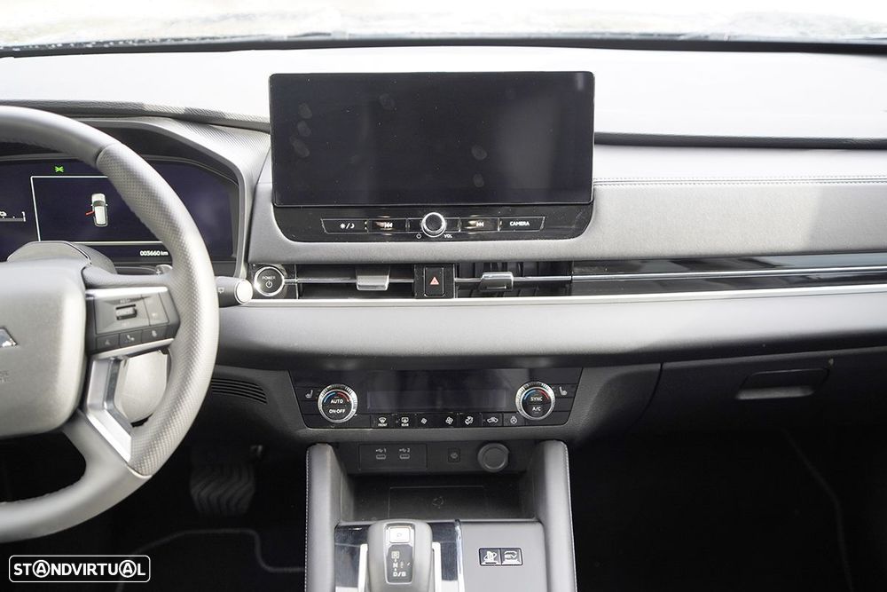 Mitsubishi Outlander 2.4 PHEV Intense - 7