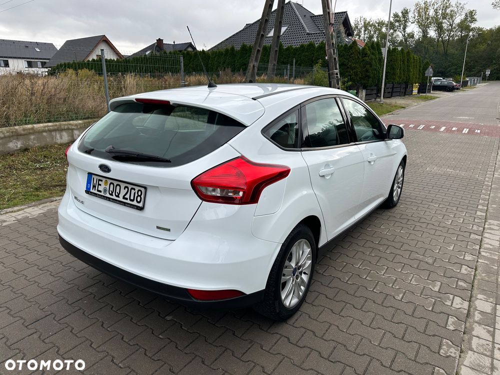 Ford Focus ver-1-0-ecoboost-start--stopp--system-cool-connect - 6