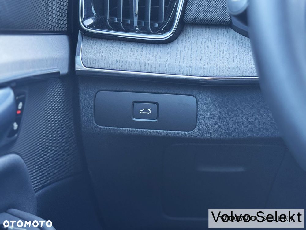 Volvo XC 90 - 39