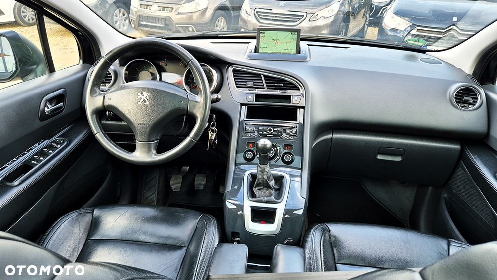 Peugeot 5008 1.6 Premium - 34
