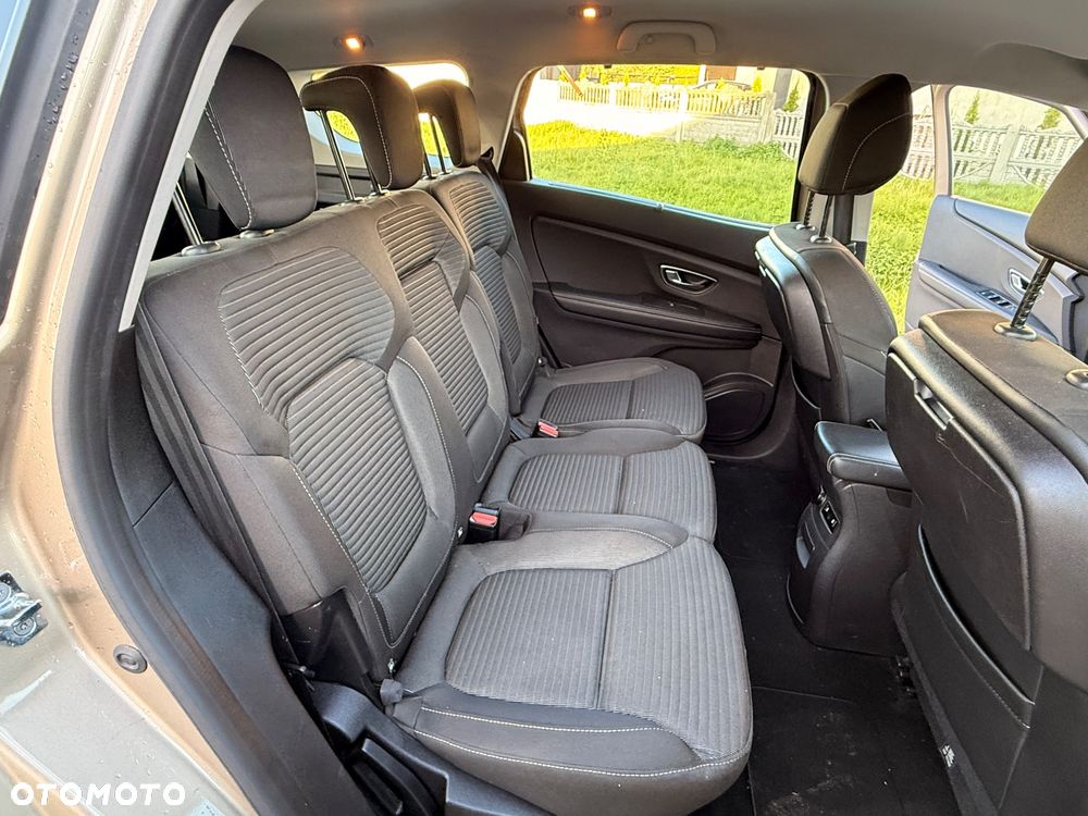 Renault Grand Scenic - 14