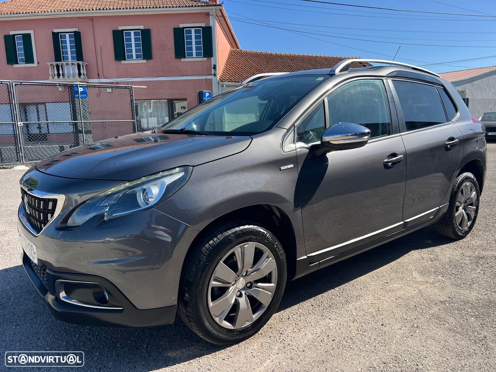 Peugeot 2008 1.2 PureTech Style - 19