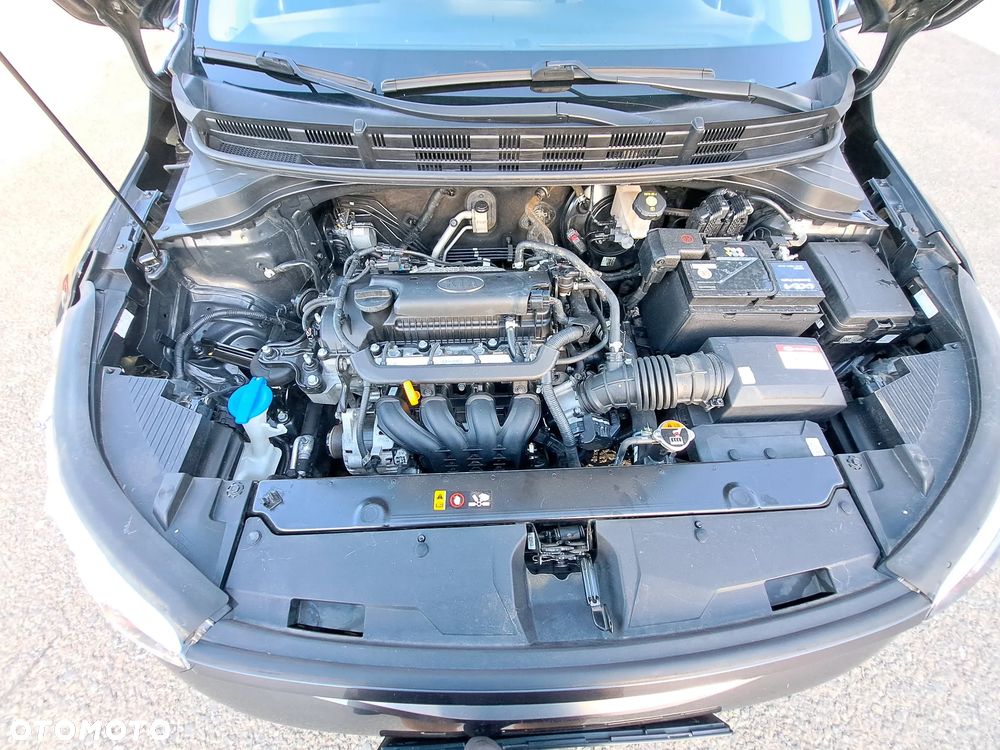 Kia Stonic 1.4 L - 7