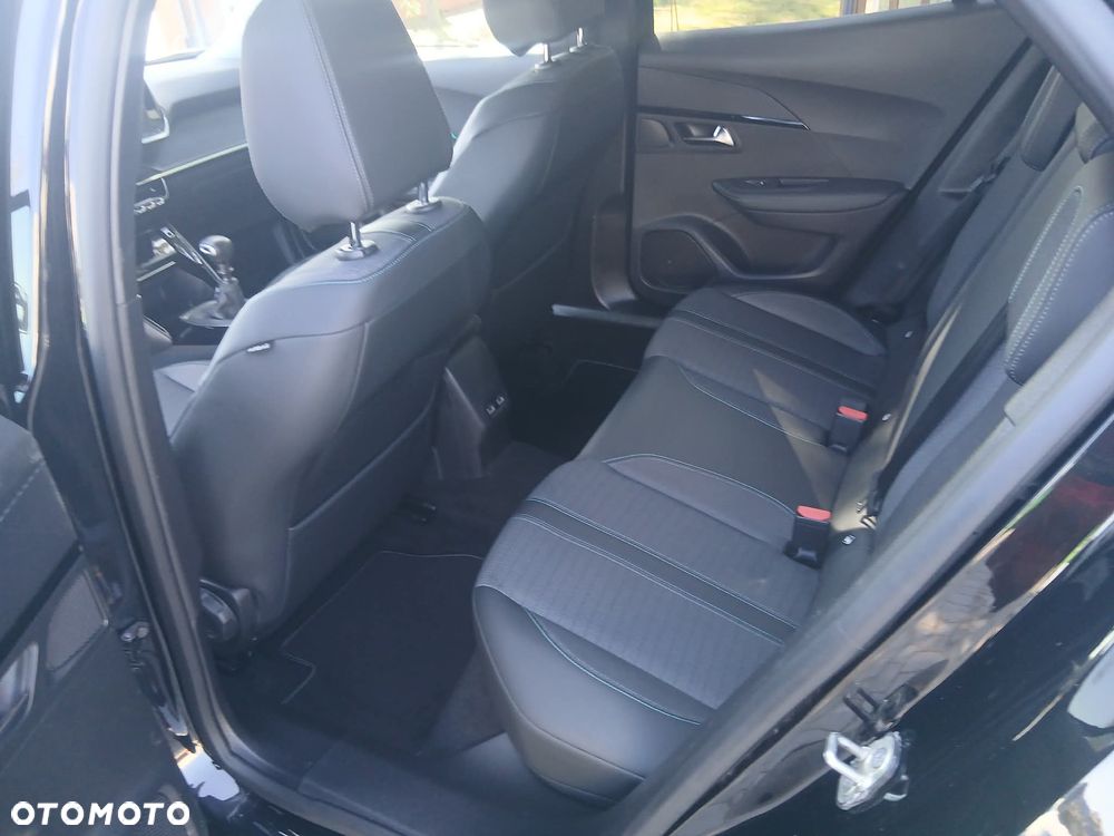 Peugeot 2008 - 14