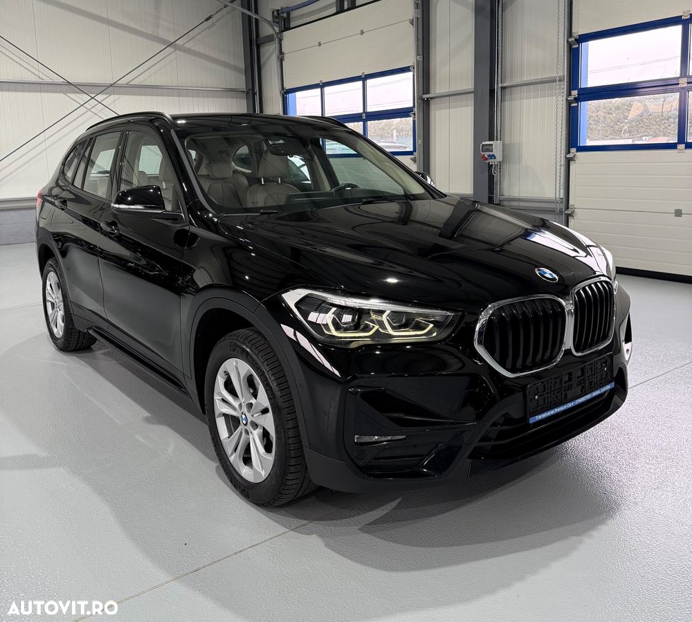 BMW X1 sDrive18d Aut. Sport Line - 1
