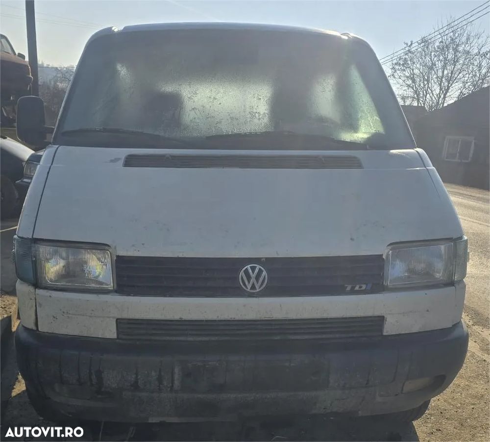 Dezmembram T4 2,5 TDI Diesel 2003 - 1