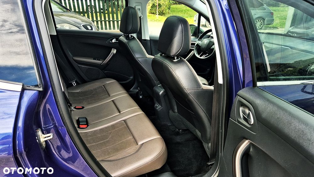 Peugeot 2008 1.6 VTi Allure - 34