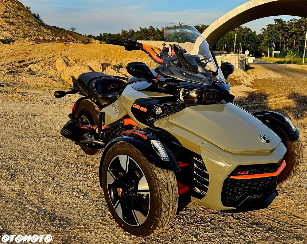 Can-Am Spyder - 5