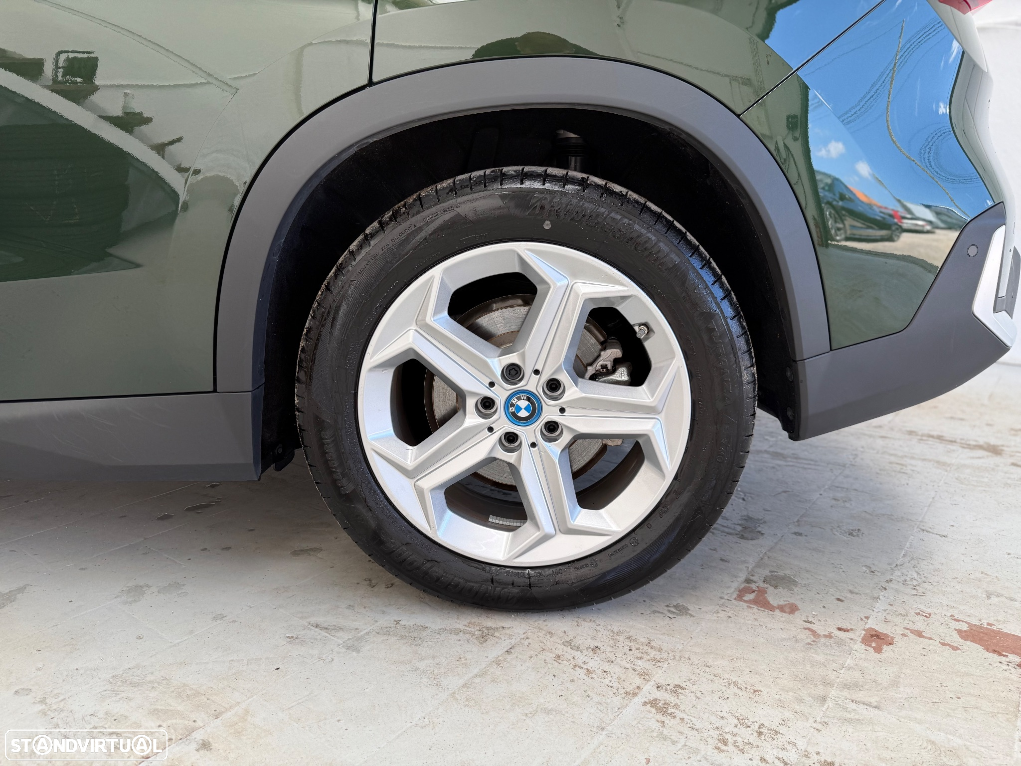 BMW iX1 xDrive30 - 28