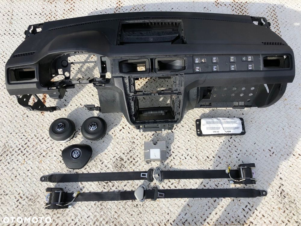 vw caddy 4 iv 2k5 deska kokpit konsola poduszki - 1