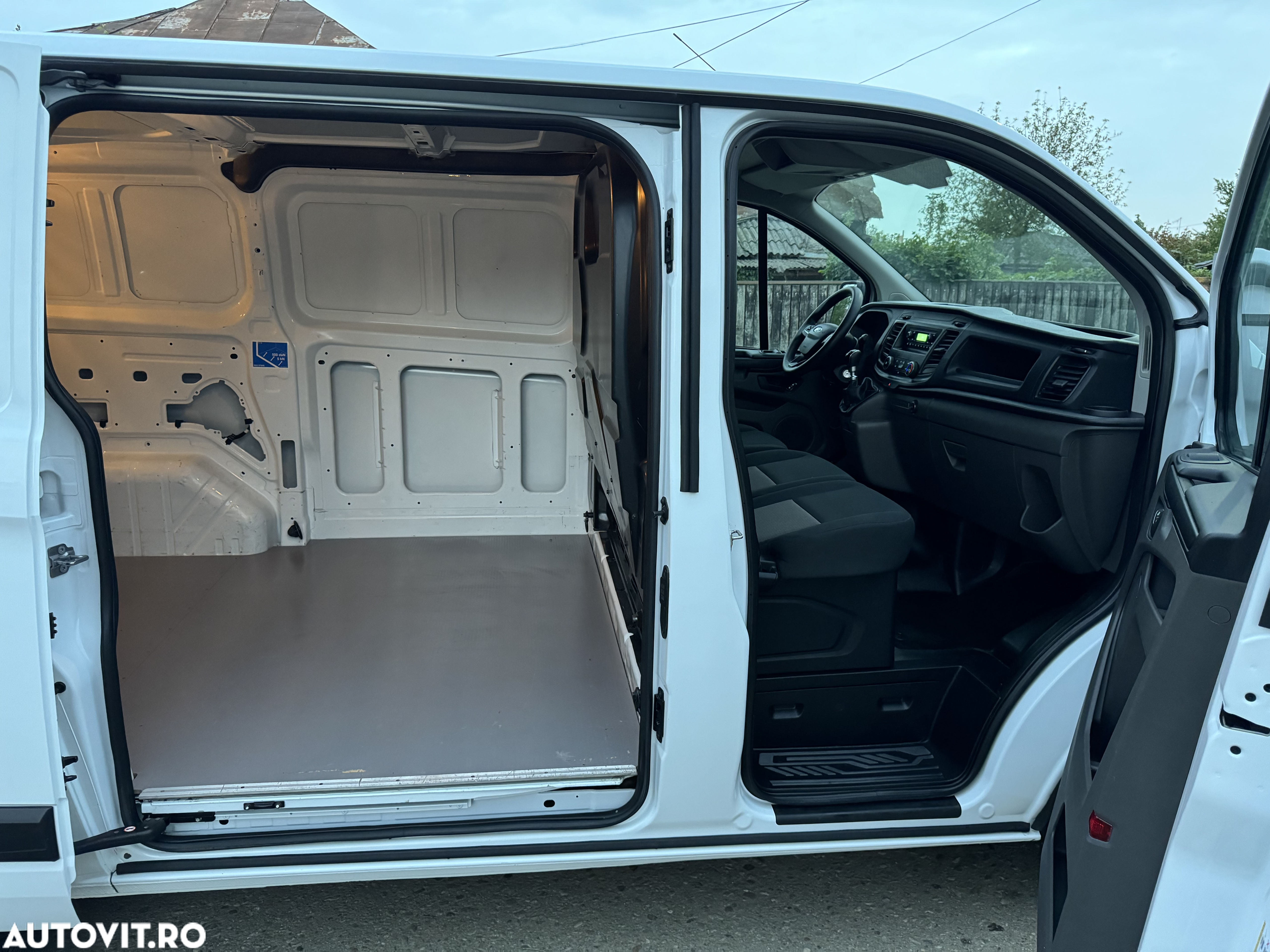 Ford Transit Custom - 7