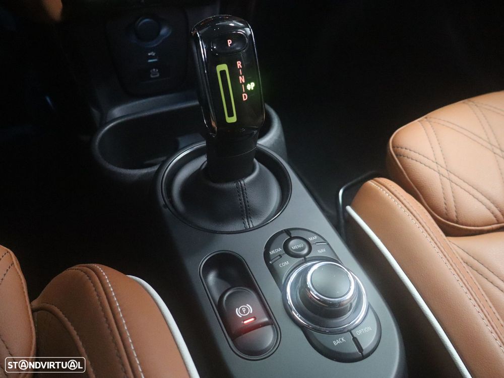 MINI 3 Portas Cooper SE - 16