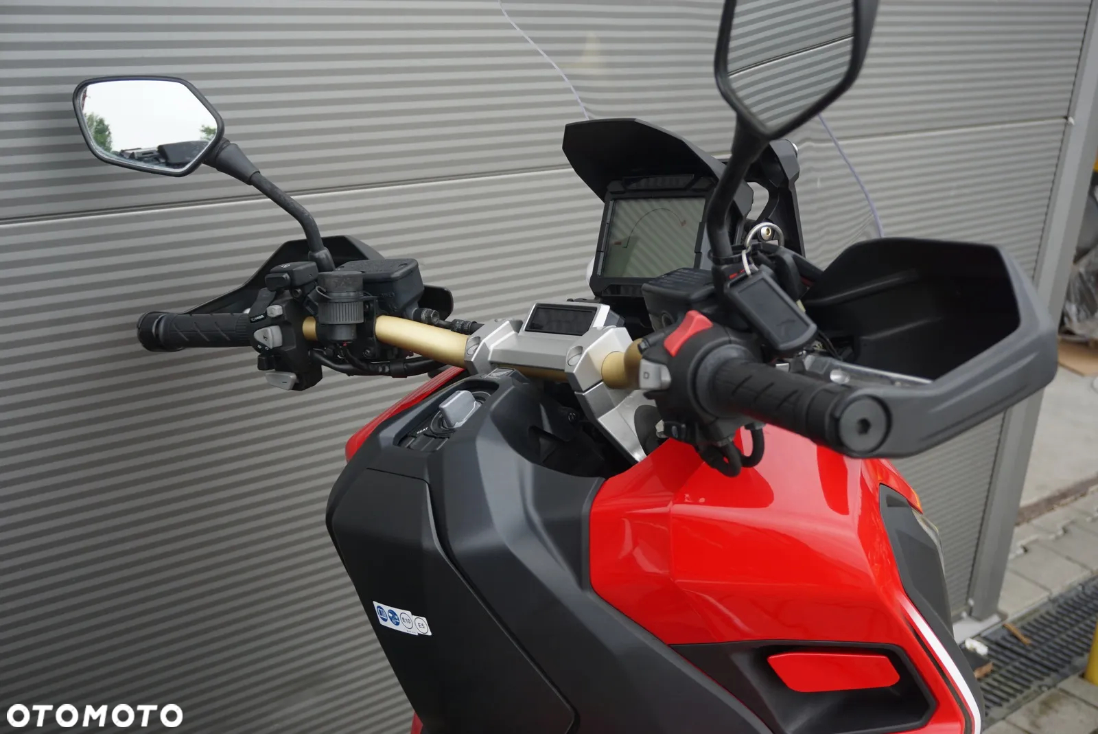 Honda X-ADV - 13