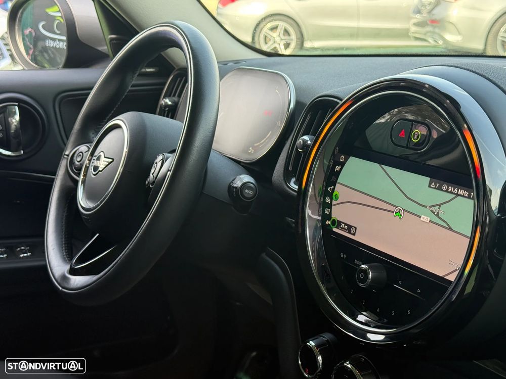 MINI Countryman Cooper SE ALL4 Auto - 29
