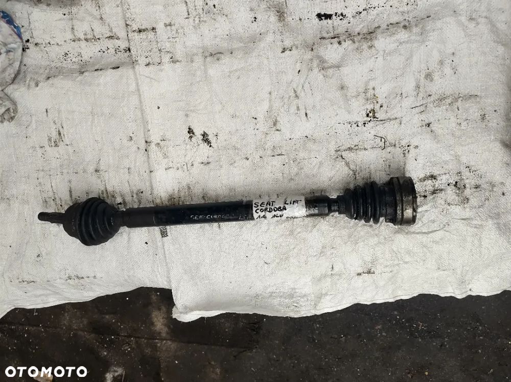 SEAT CORDOBA LIFT IBIZA 1,6 1,4 Półoś prawa - 1