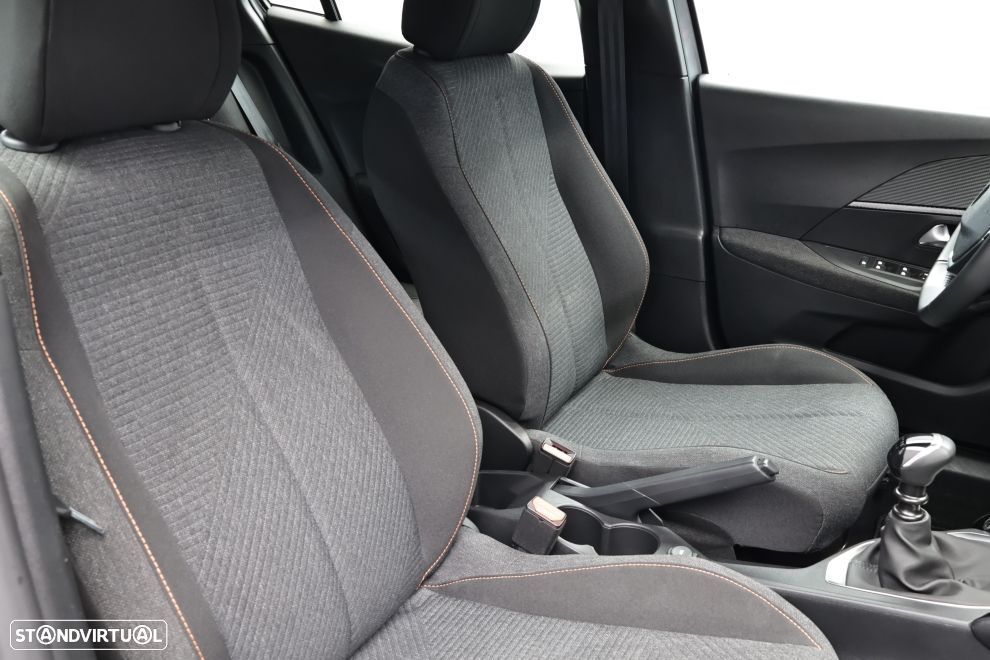 Peugeot 2008 1.2 PureTech Style - 19