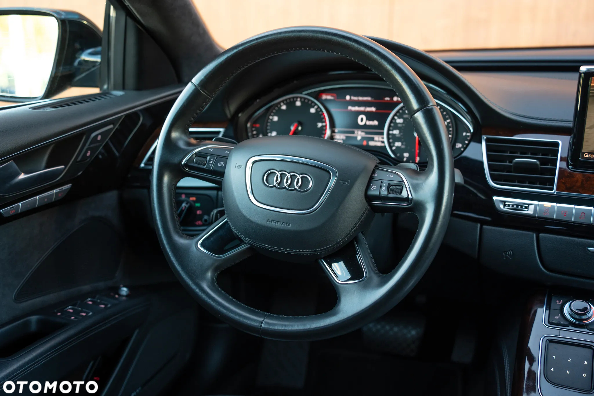 Audi A8 - 11