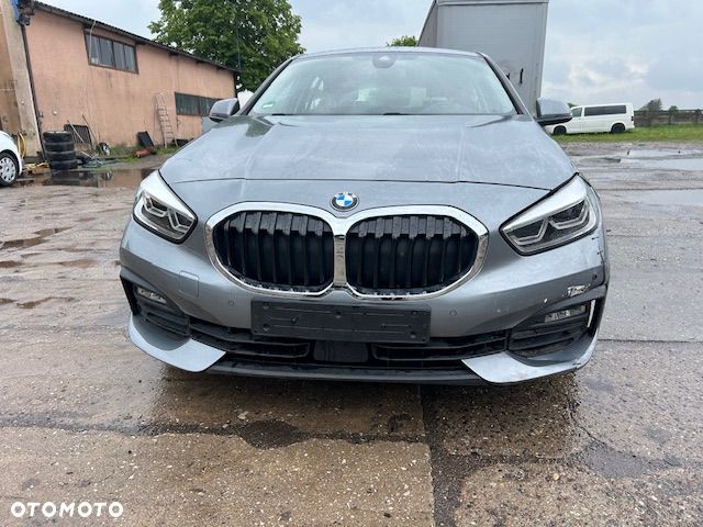 BMW Seria 1 118d Edition Metropolitan - 11