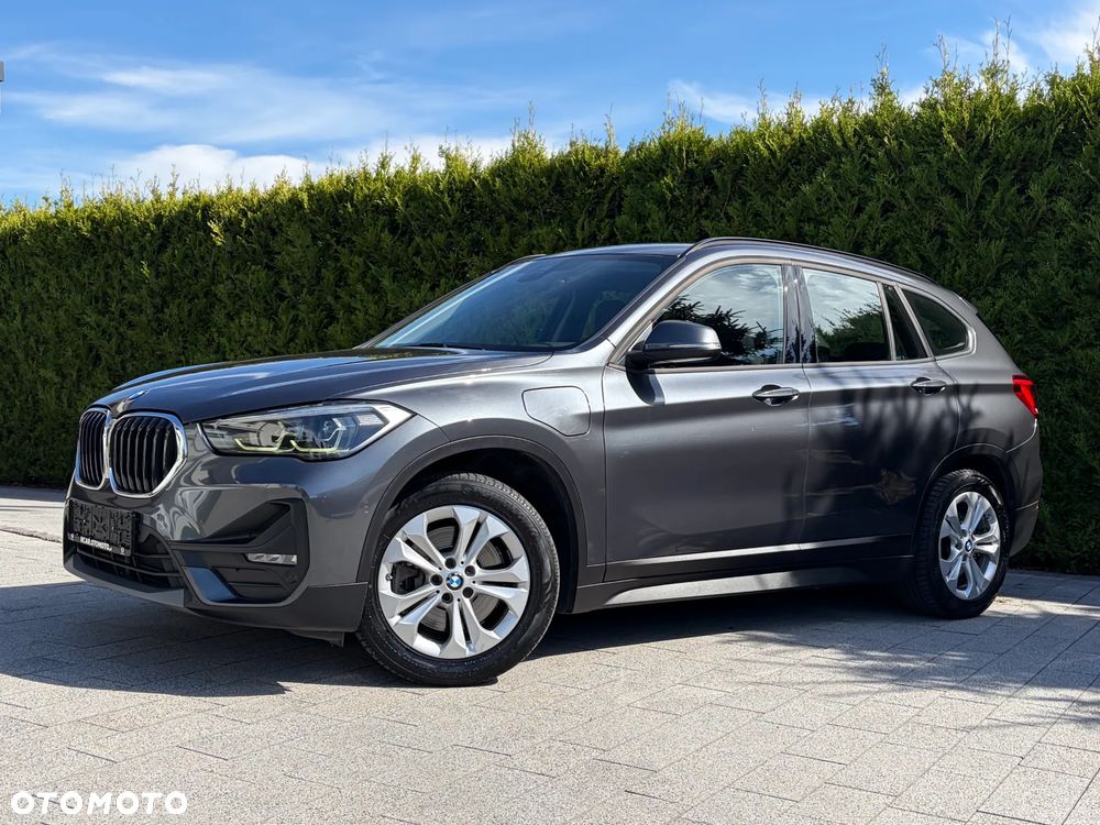 BMW X1 xDrive25e Advantage - 2