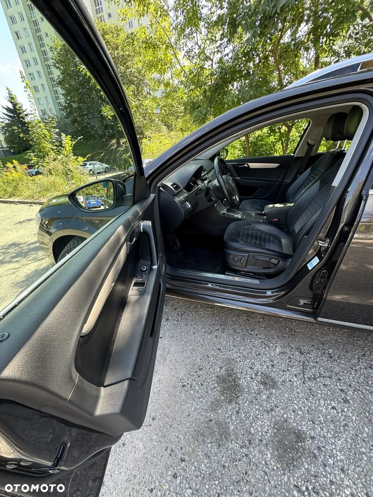 Volkswagen Passat 2.0 TDI Highline DSG - 9