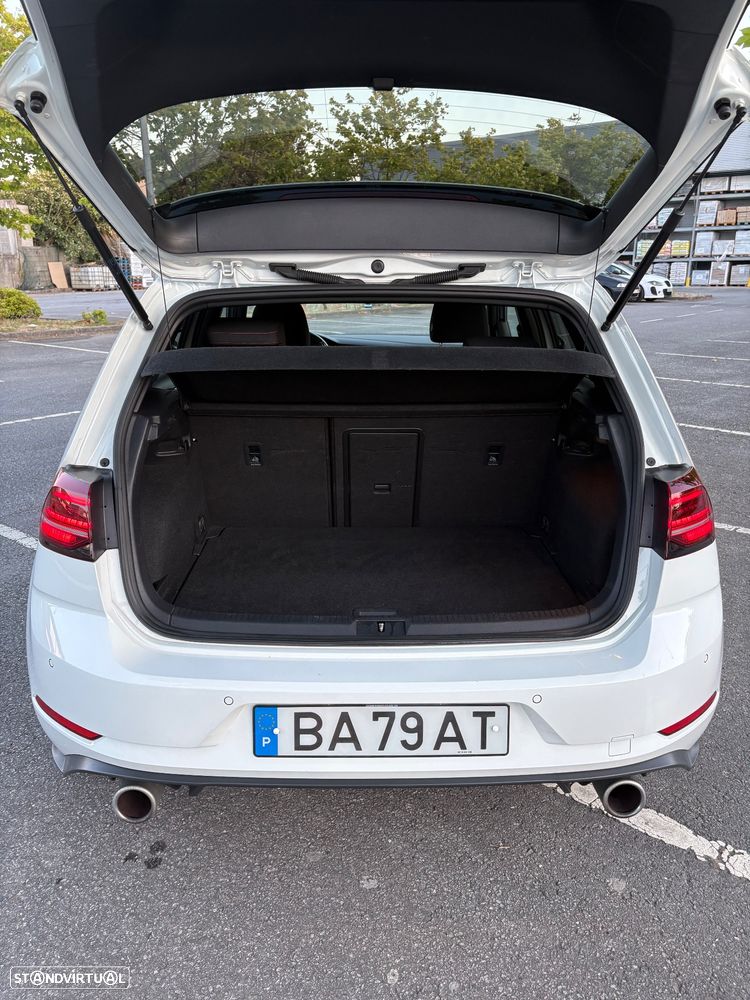 VW Golf GTI 2.0 TSI OPF DSG Performance - 6