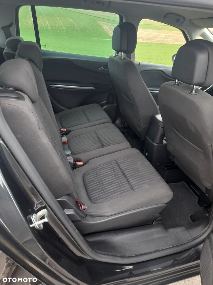 Opel Zafira - 14