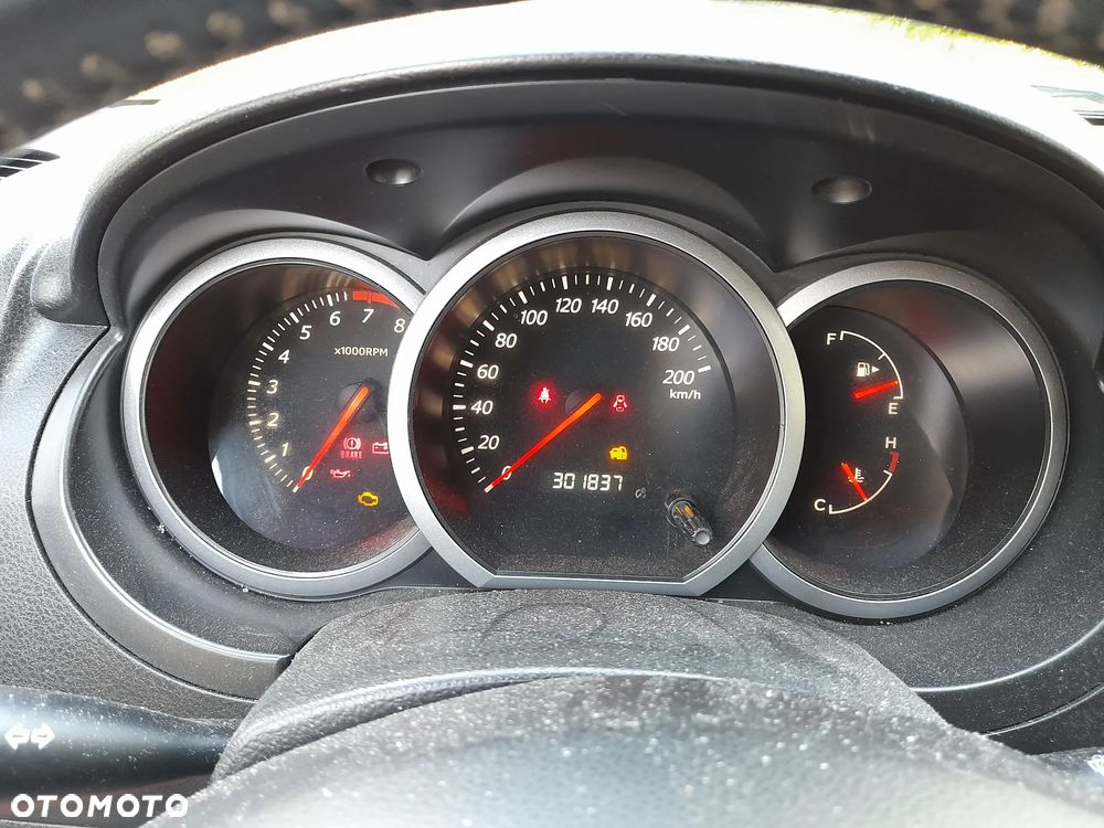 Suzuki Grand Vitara 2.0 - 10