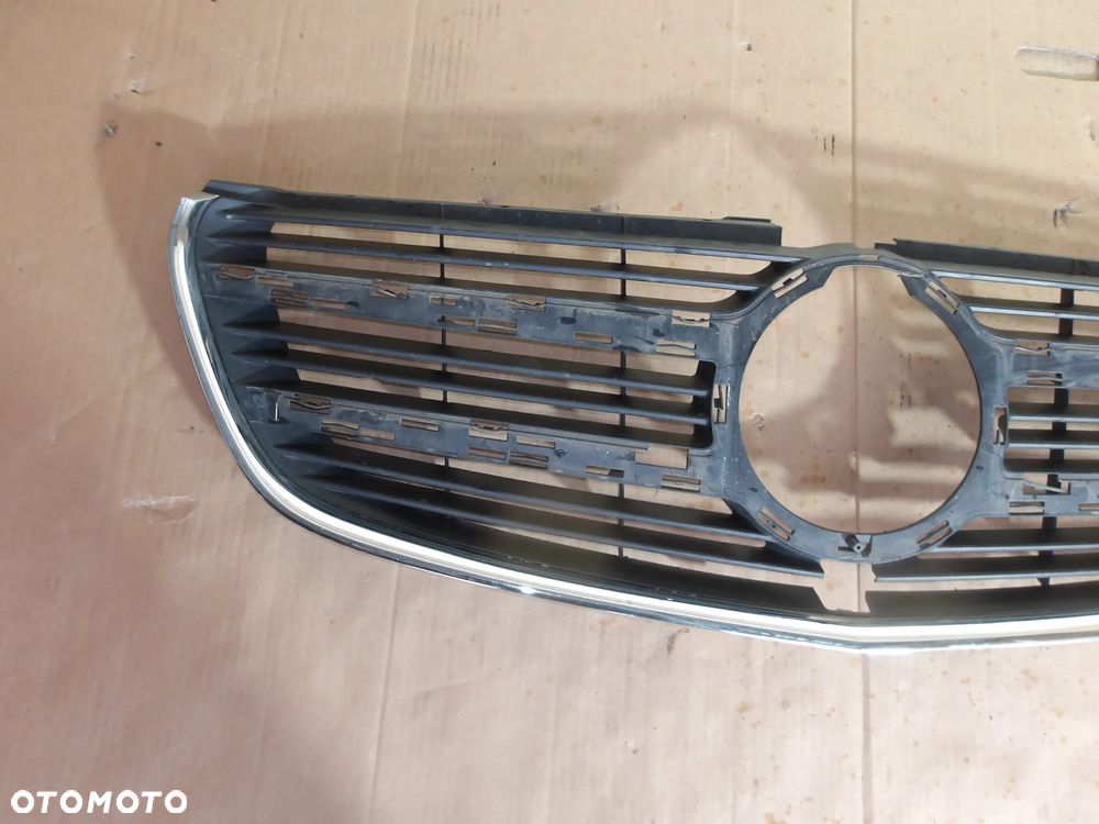 ATRAPA GRILL VITO 447 4478800083 - 4