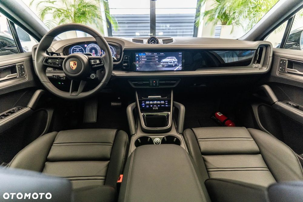 Porsche Cayenne E-Hybrid PHEV Black Edition - 12