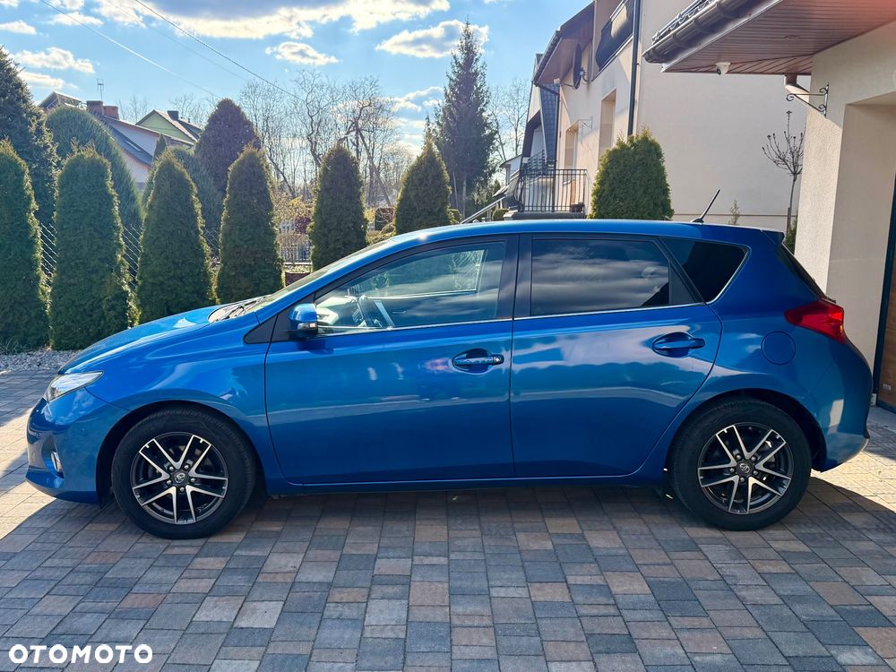 Toyota Auris 1.6 Premium Start - 3