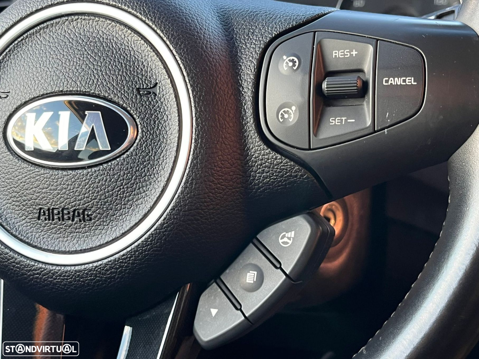 Kia Carens 1.7 CRDi ISG TX Aut. - 27