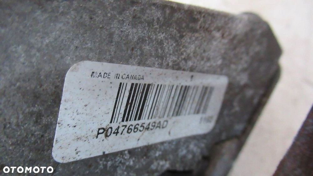 FIAT FREEMONT 2.0 M-JET ŁAPA MOCOWANIE SILNIKA P04766549AD - 4