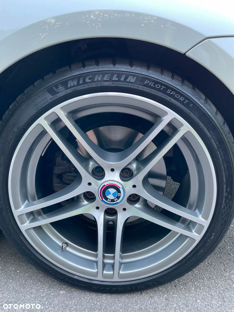 BMW Seria 3 320d M Sport Edition - 29