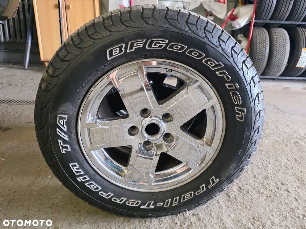 Jeep Grand Cherokee 5.7 4x4 Overland - 39
