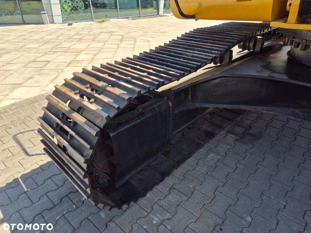 Caterpillar 330 D2L / KOPARKA GĄSIENICOWA / ODSWIEŻONA / 3 ŁYŻKI w ZESTAWIE + ZRYWAK / MOŻLIWOŚĆ TRANSPORTU EU / W PEŁNI SPRAWNA / KAMERY 360 / GPS - 24