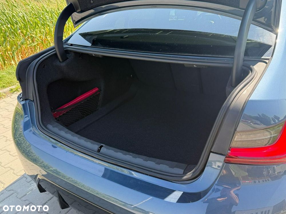 BMW Seria 3 320d xDrive mHEV M Sport - 20