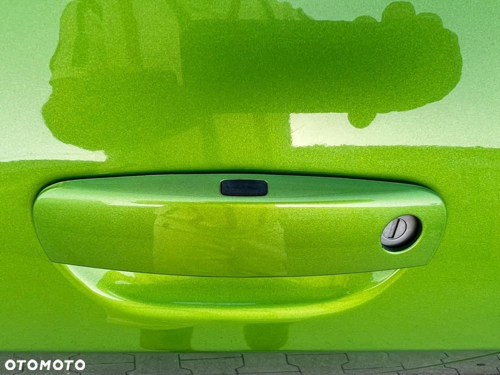 Dodge Challenger - 17