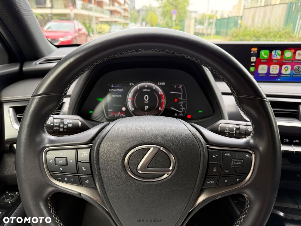 Lexus UX 250h F Sport 2WD - 6