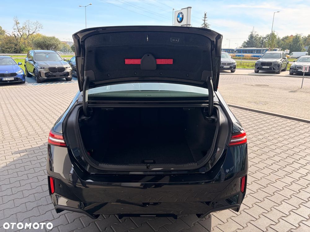 BMW i5 83.9kWh eDrive40 M Sport - 10