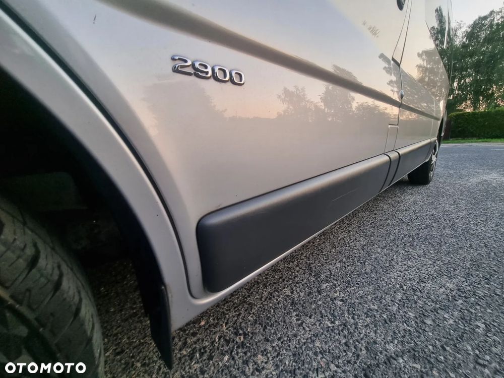 Opel Vivaro L2H1 2.9t - 20