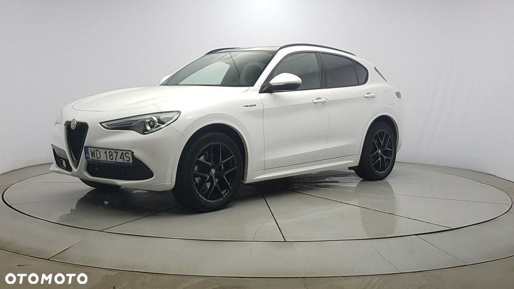 Alfa Romeo Stelvio - 3