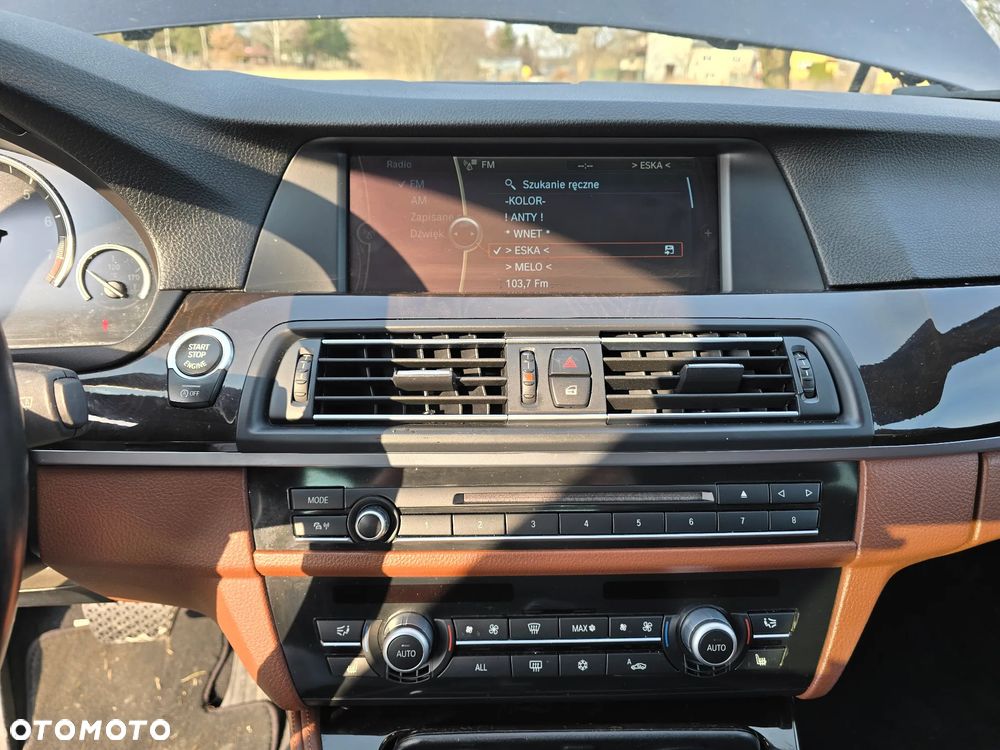 BMW Seria 5 535i xDrive - 26