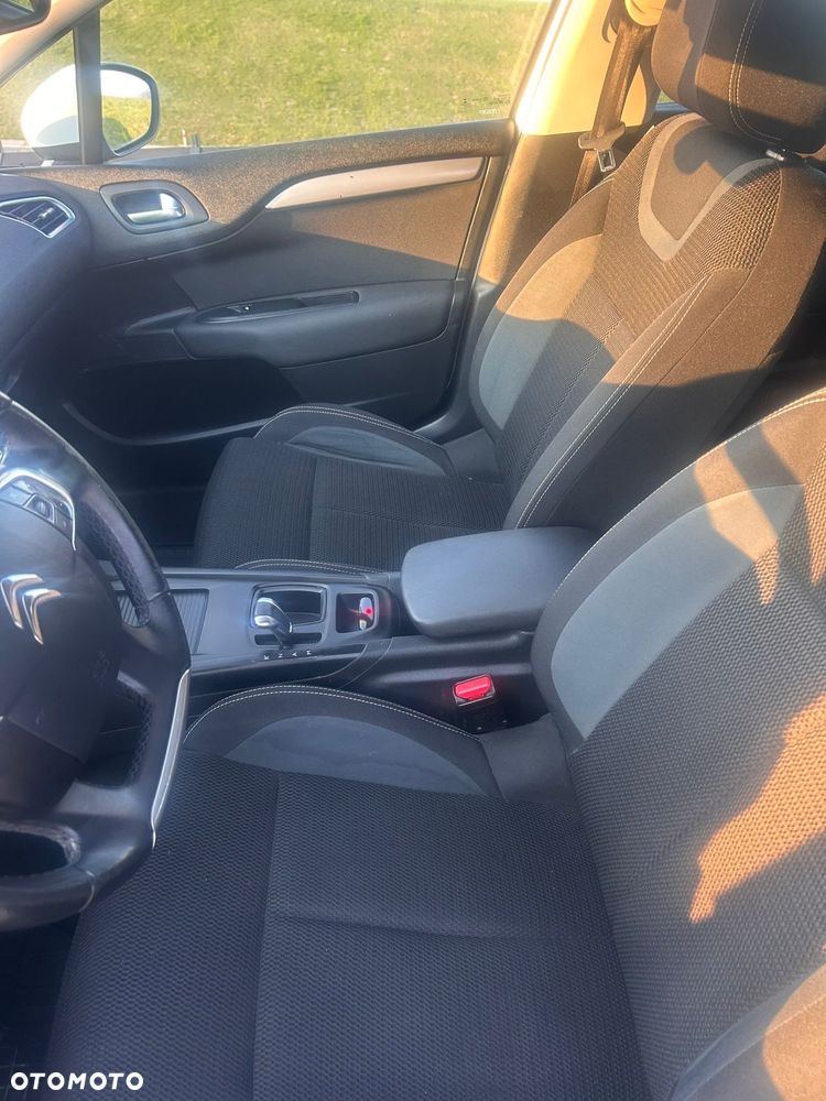 Citroën C4 - 6